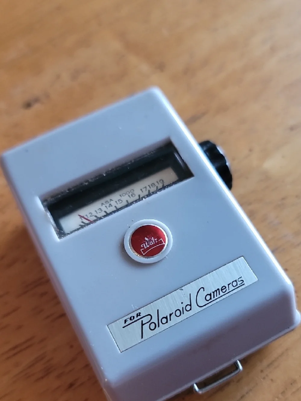 Vintage Walz exposure light meter designed for use with Polaroid cameras
